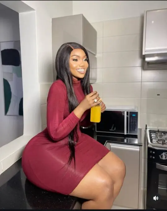 Jinsi Ya Kuonyesha Kuwa Una Hadhi Ya Juu Kwa Mwanamke