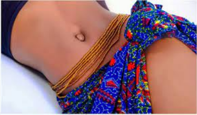 Jinsi ya Kuchezea shanga kiunoni Kwa Mwanamke