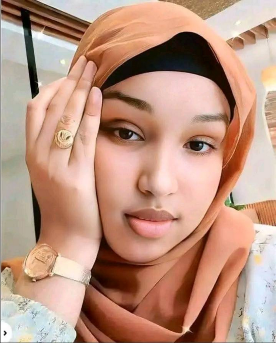 Makosa 5 Ya SMS Ambayo Unamfanya Mwanamke Akucheke