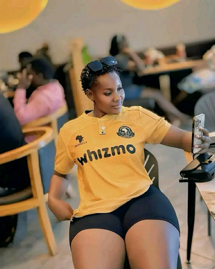 SMS za kumpa pole na kazi Mpenzi wako