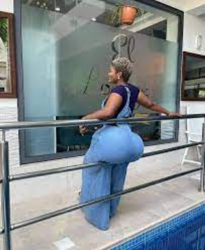 Jinsi ya kuongeza makalio kwa kutumia ndizi